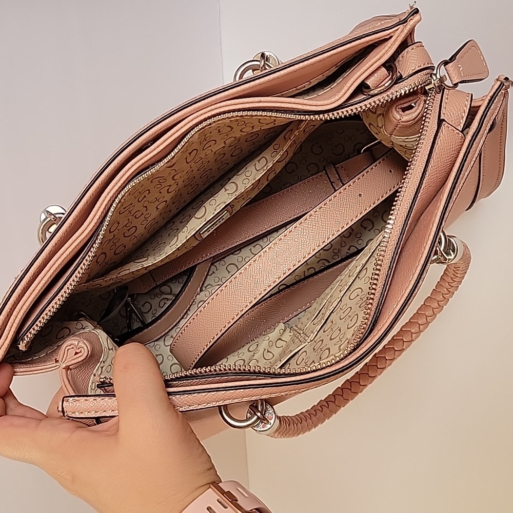 Light Pink Guess Bag - Picture 10 of 16
